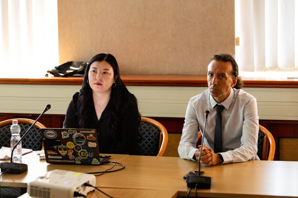 00008.jpg